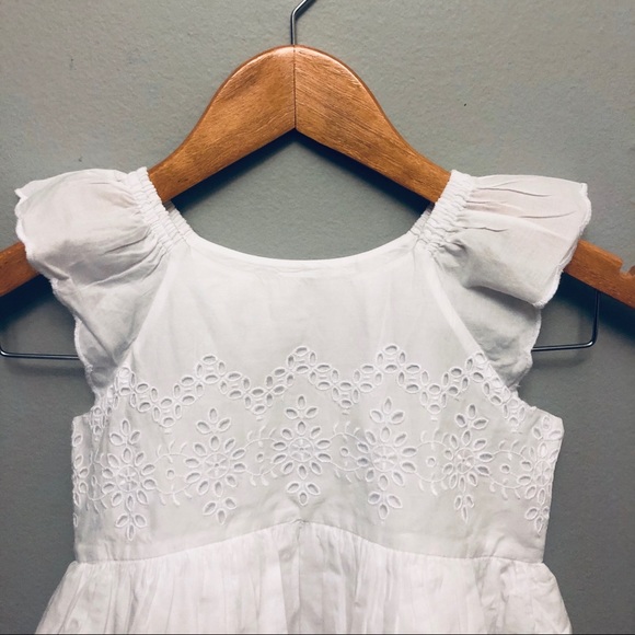 Baby Gap White Embroidered Girl’s Dress 4T - Picture 2 of 3